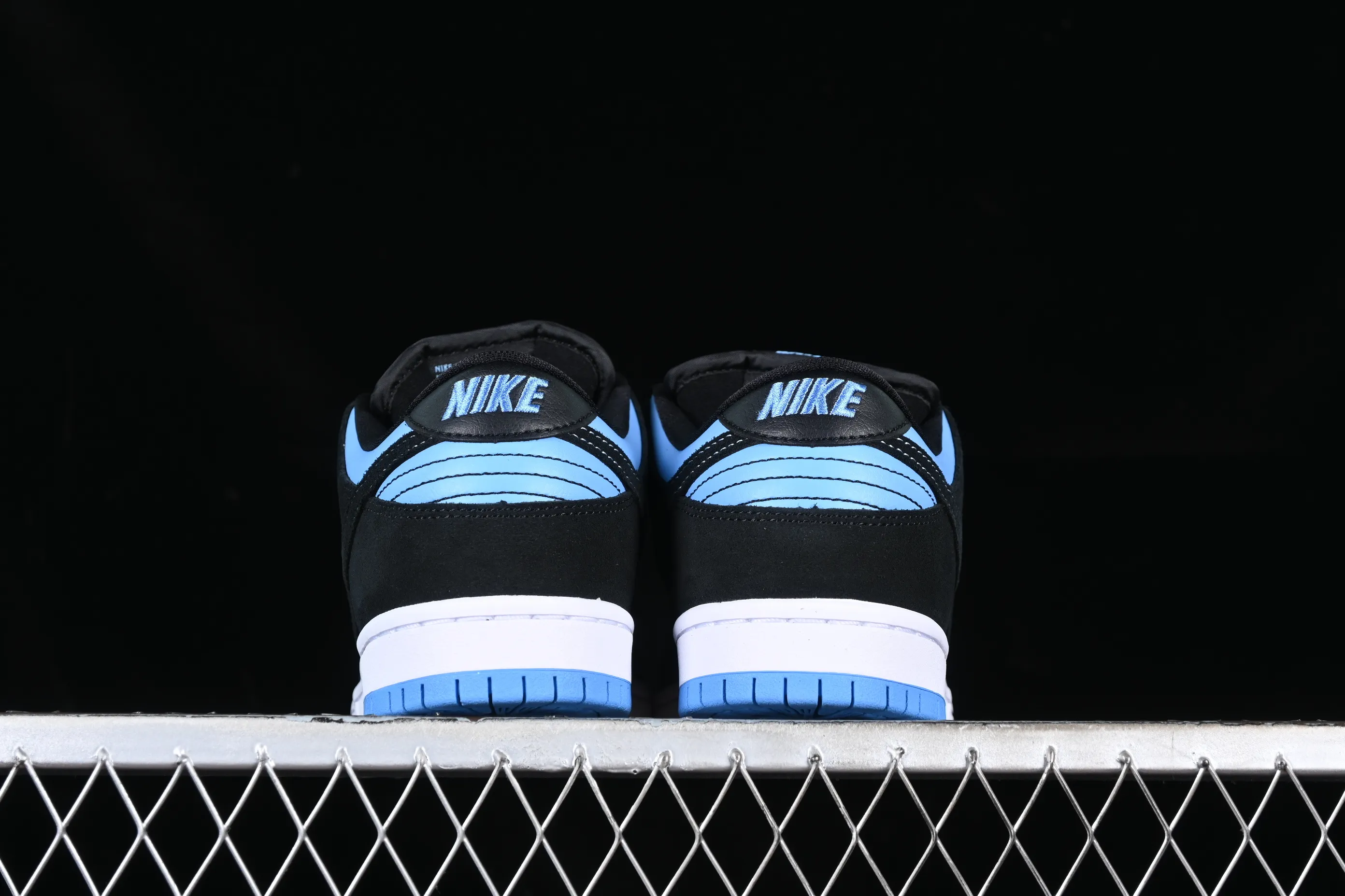 All categories Nk SB Dunk Series Nk SB Dunk Low low-top sneakers Nk SB Dunk Low "J-PACK 2" Black University Blue SB low-top sports and leisure sneakers 304292-048